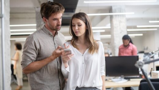 jak zakończyć romans w pracy