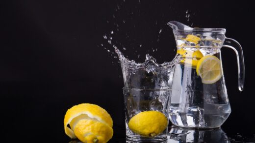 Woda z cytryna